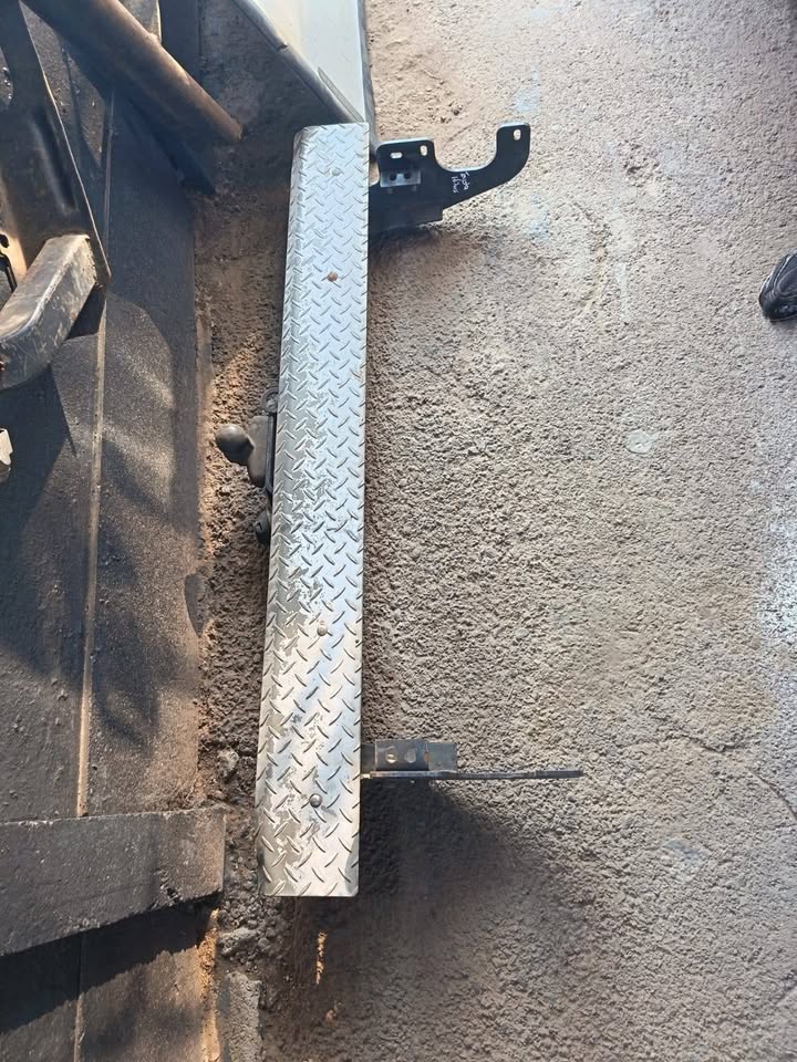 Toyota Hilux towbar with fitment - Private Seller Toyota Hilux towbar with fitment - Private Seller