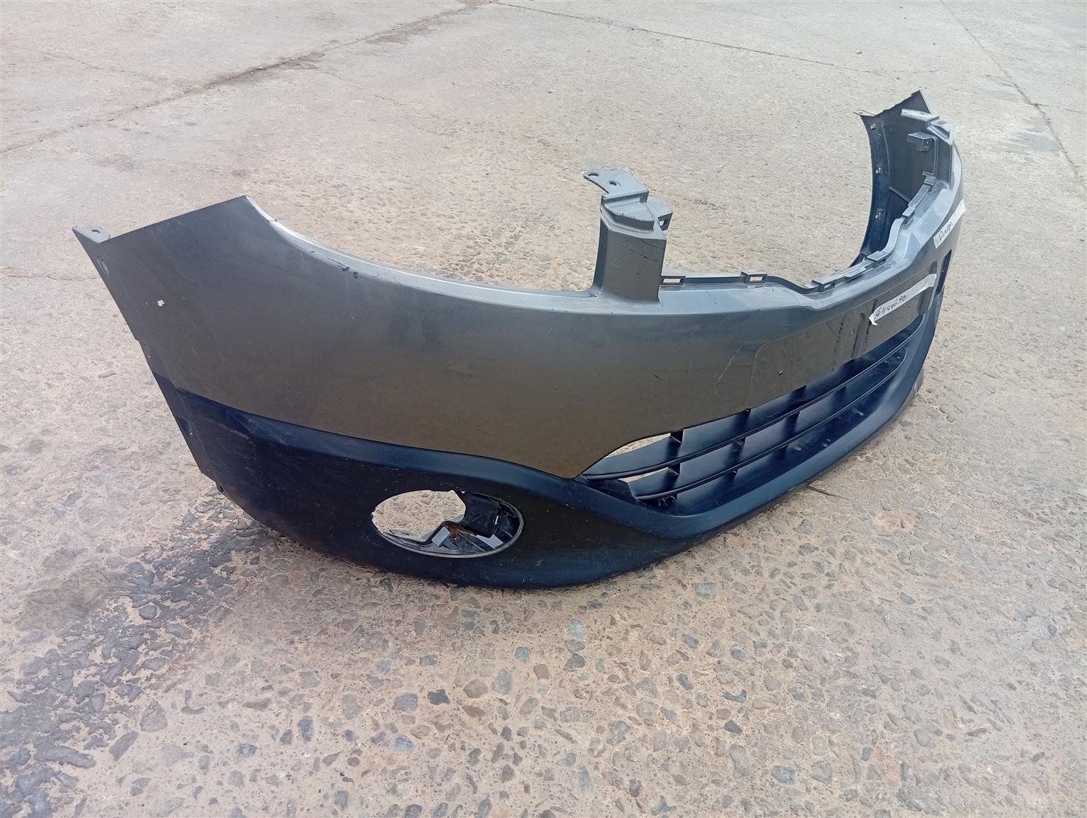 Nissan qashqai front bumper - Private Seller Nissan qashqai front bumper - Private Seller