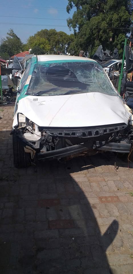 2016 Kia Ceranto Stripping - Private Seller 2016 Kia Ceranto Stripping - Private Seller