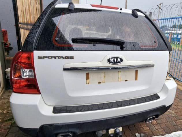 2010 Kia Sportage 2.0 Auto Stripping For Spares - Private Seller 2010 Kia Sportage 2.0 Auto Stripping For Spares - Private Seller