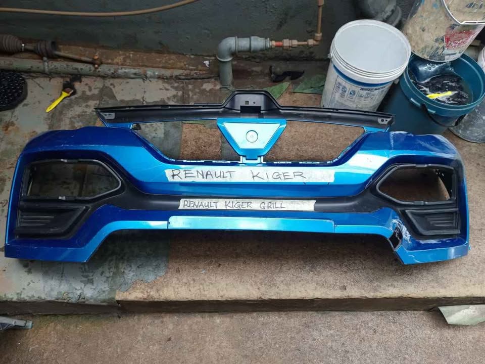 RENAULT KIGER FROMT BUMPER - Private Seller RENAULT KIGER FROMT BUMPER - Private Seller