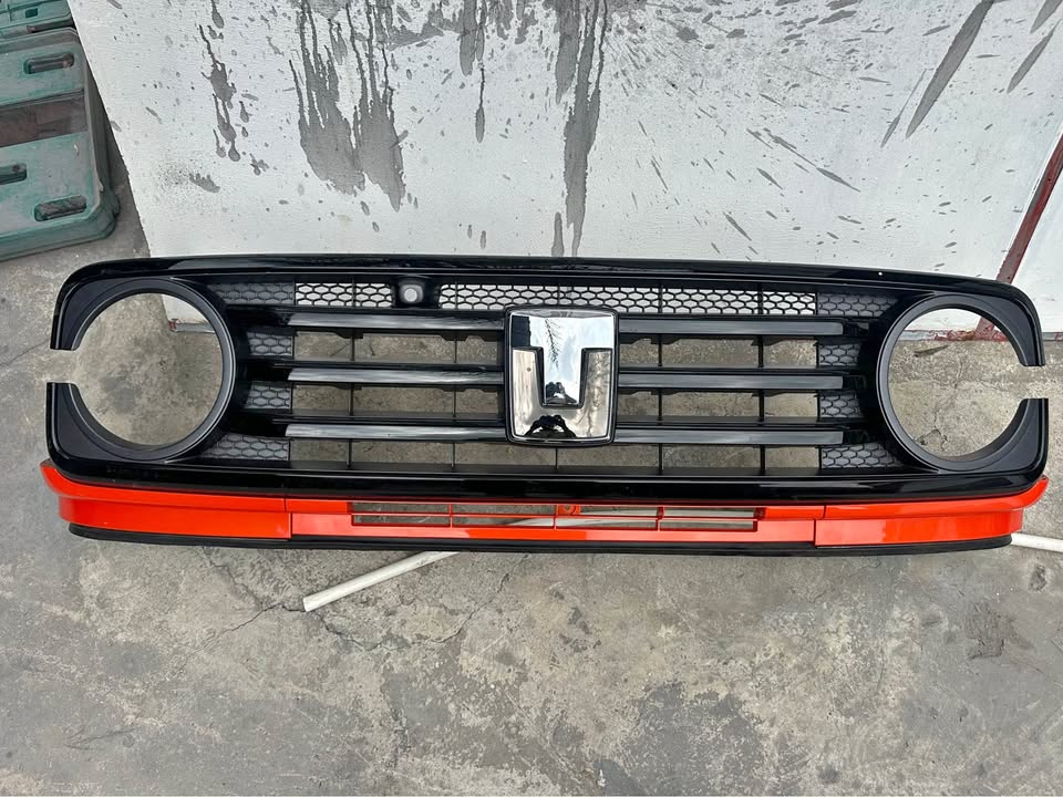 GWM TANK 300 MAIN GRILLE - Private Seller GWM TANK 300 MAIN GRILLE - Private Seller
