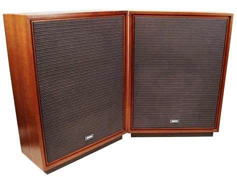 YAMAHA NS -18 speakers