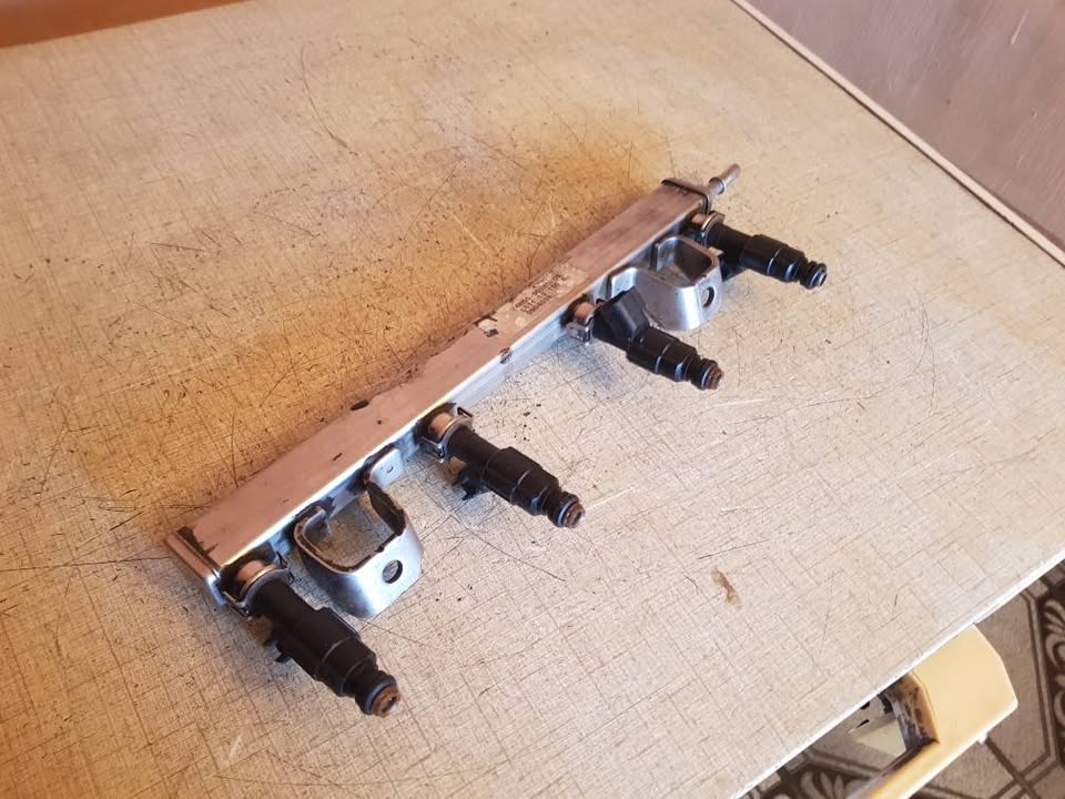 FORD FOCUS OR MAZDA DURATEC INJECTORS FORSALE