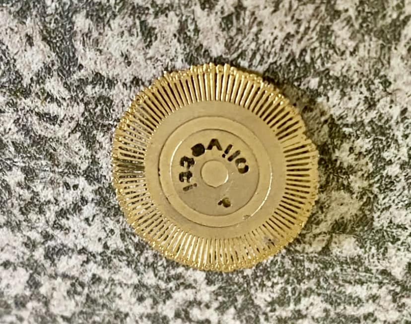Very rare vintage gold plated Olivetti typewriter ribbon medal/pin Very rare vintage gold plated Olivetti typewriter ribbon medal/pin