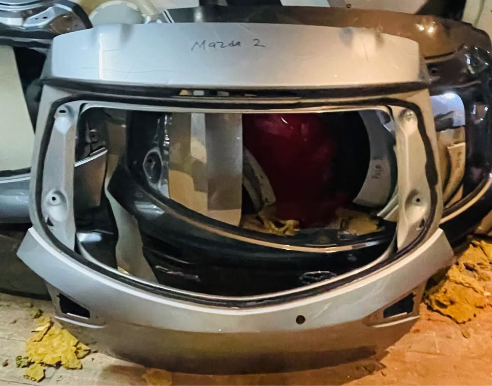 Mazda 2 tailgate - Private Seller