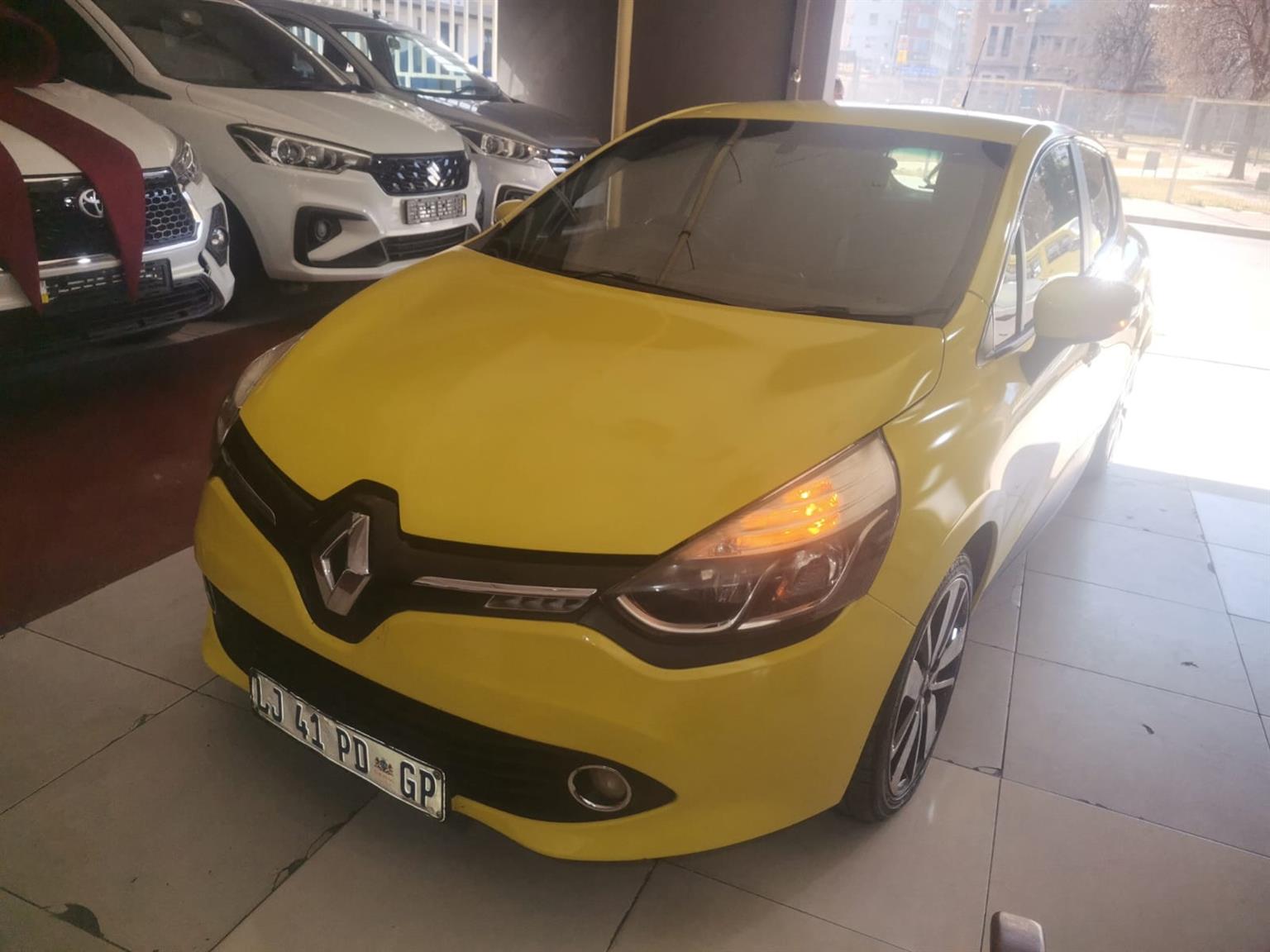 2016 Renault Clio IV, 900T