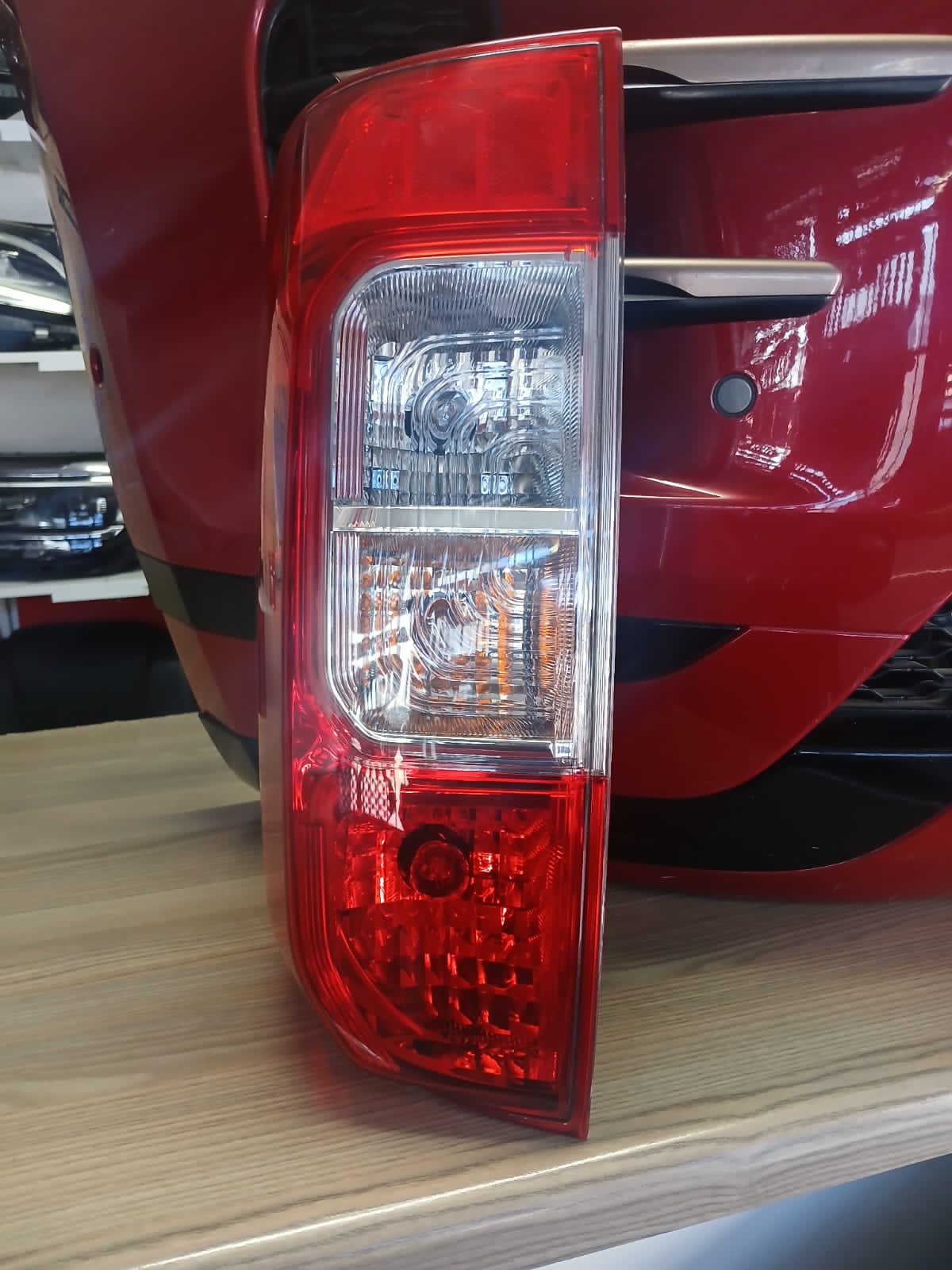 2017 NISSAN NAVARA TAILLIGHT FOR SALE - Private Seller 2017 NISSAN NAVARA TAILLIGHT FOR SALE - Private Seller