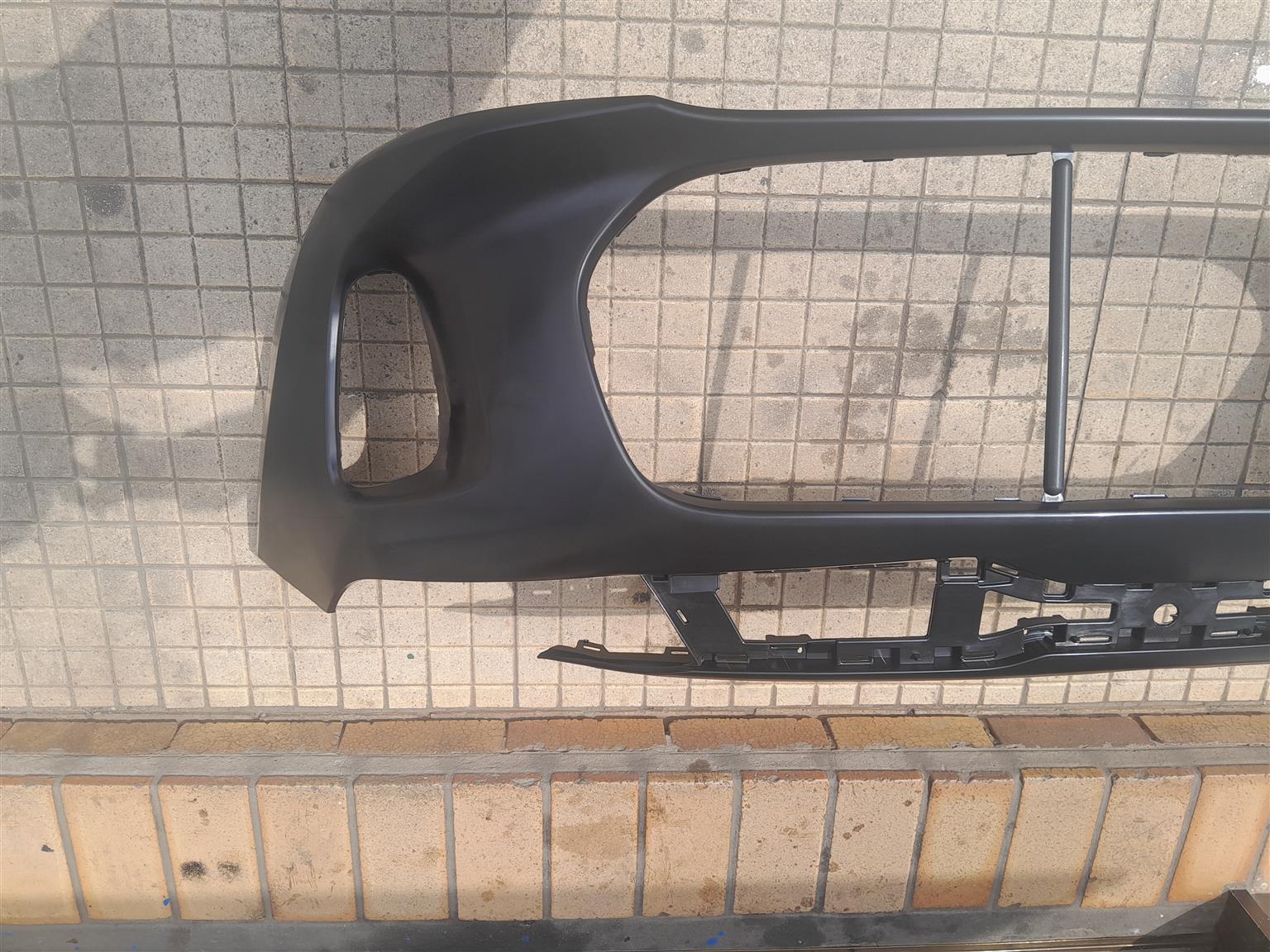 Kia Rio Front Bumper - Private Seller Kia Rio Front Bumper - Private Seller