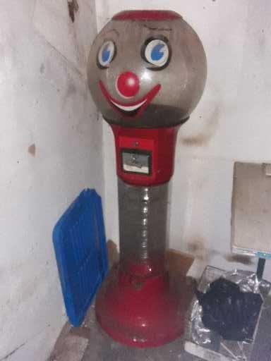 Vending Ball Machine