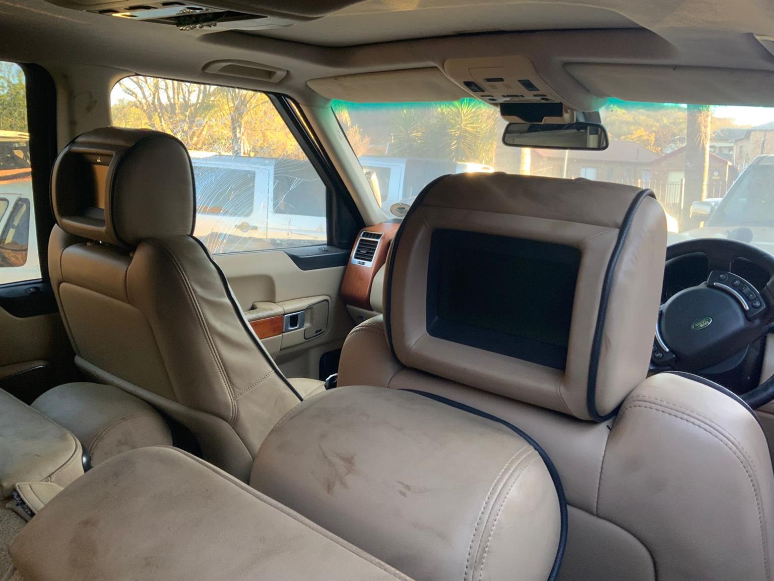 Stripping a Range Rover vogue big body for parts - Private Seller