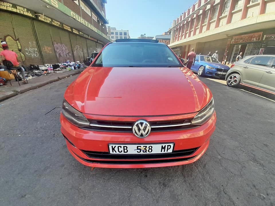 2020 VOLKSWAGEN POLO 8 1.0 PANORAMIC ROOF EXCELLENT CONDITION
