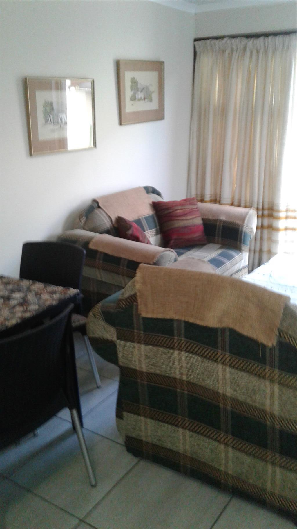 Lovely furnished garden flat to rent Montana Gardens 01/08/22 fibre incl.