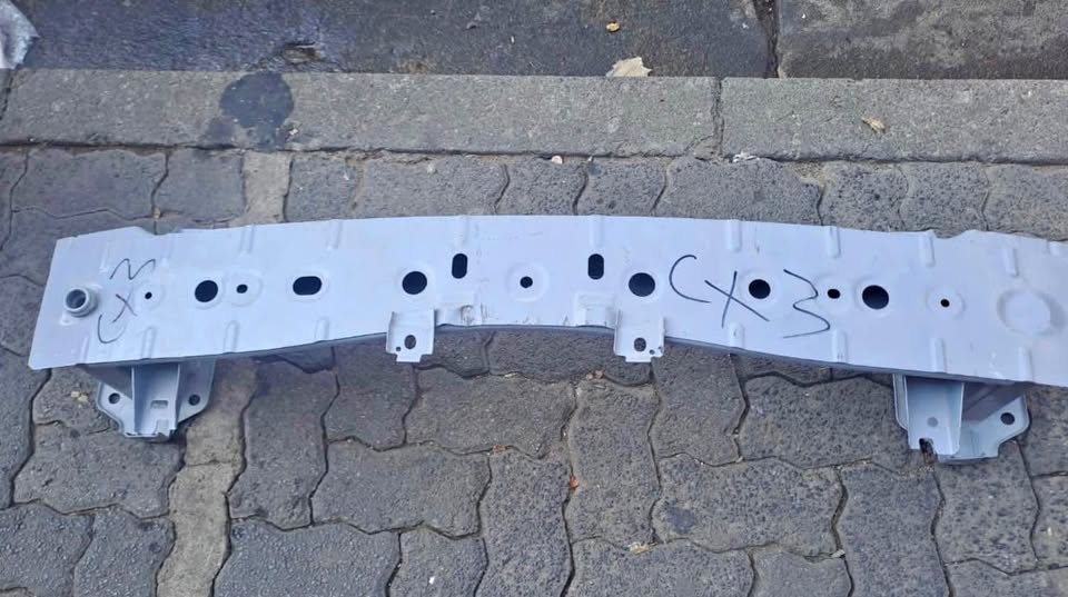 Mazda CX3 stiffener - Private Seller Mazda CX3 stiffener - Private Seller