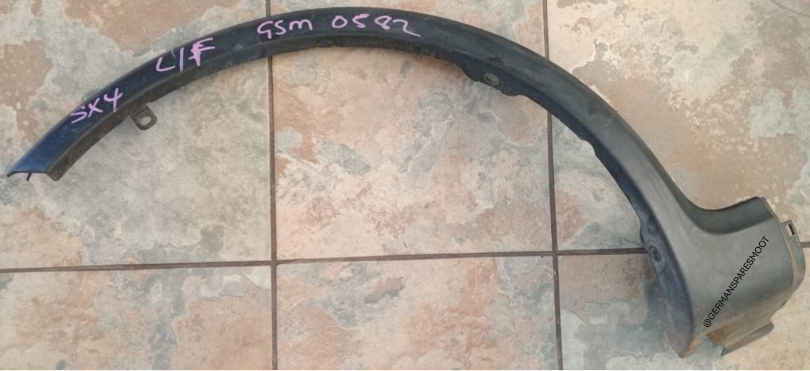 Suzuki SX4 2012 Used Wheel Arch Beading - Private Seller Suzuki SX4 2012 Used Wheel Arch Beading - Private Seller