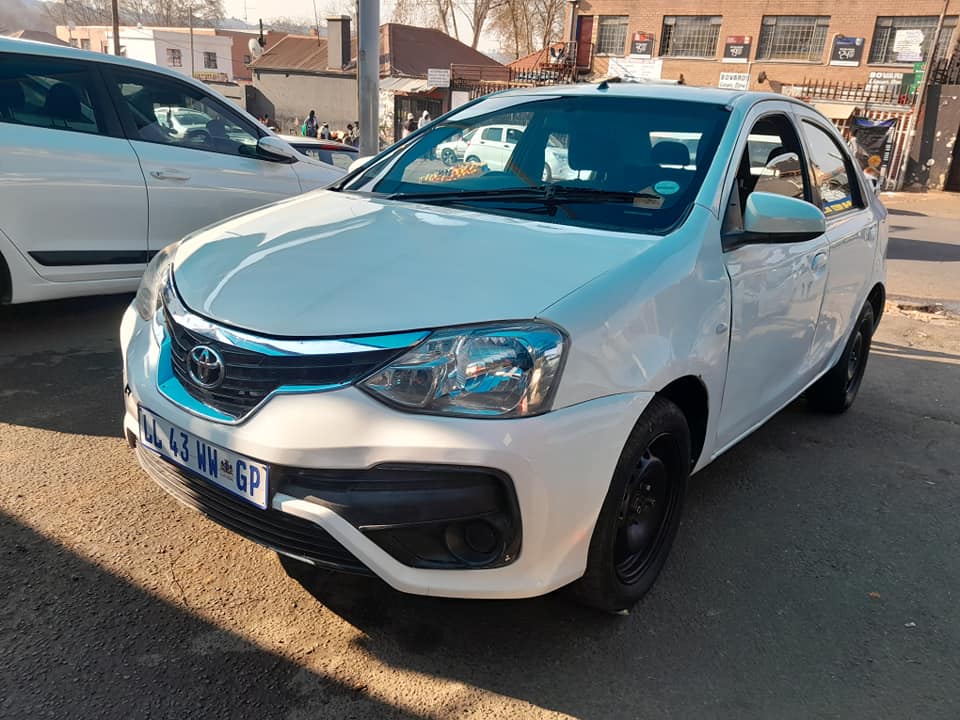 2019 TOYOTA ETIOS 1.5 SEDAN