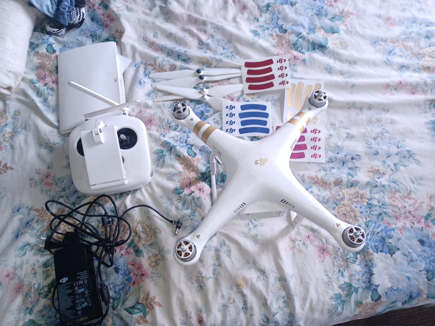 Dji phantom 3 drone Dji phantom 3 drone