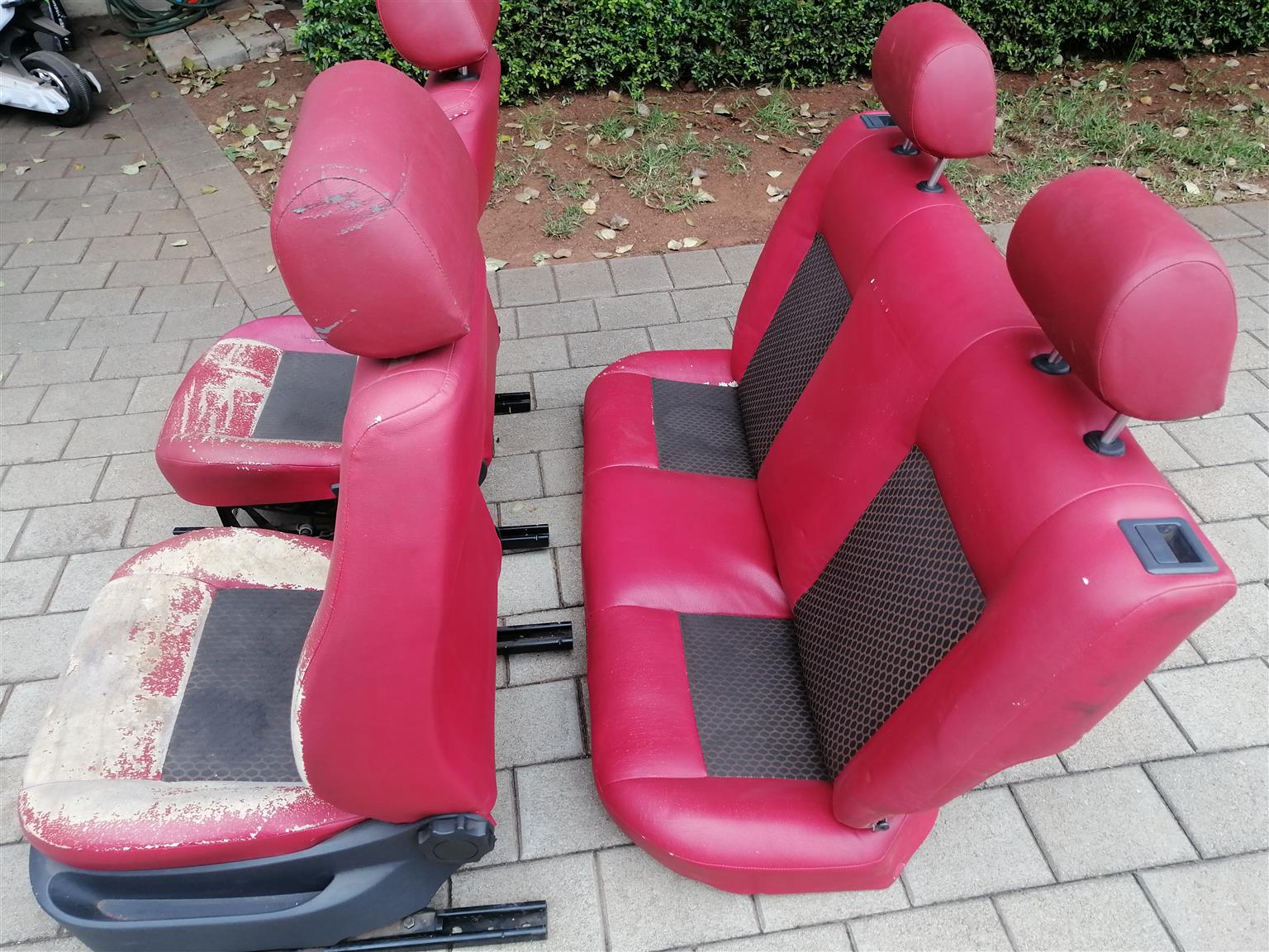 2014 Polo vivo seats giveaway price - Private Seller 2014 Polo vivo seats giveaway price - Private Seller
