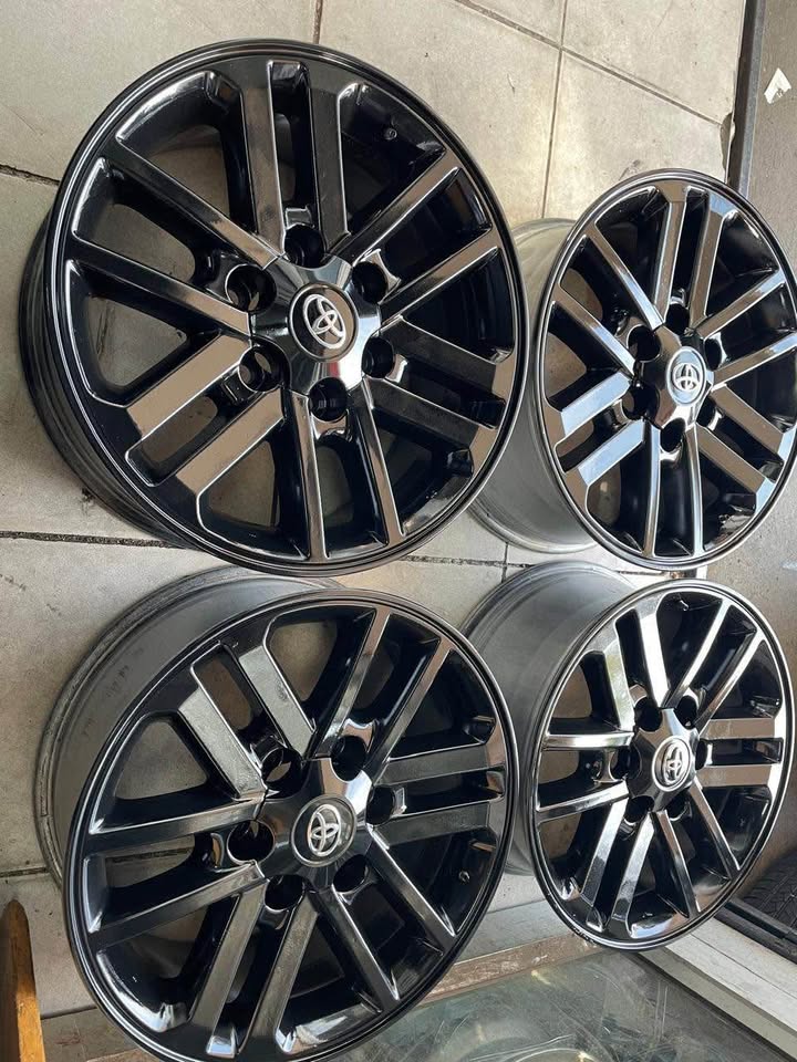 Toyota legend 45, 17inch Black colour - Private Seller Toyota legend 45, 17inch Black colour - Private Seller
