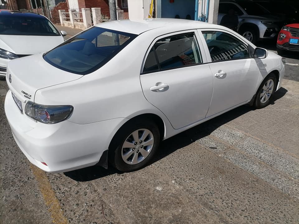 2018 Toyota Corolla 1.6 Quest Sedan with a Nice interior seat and Spare key