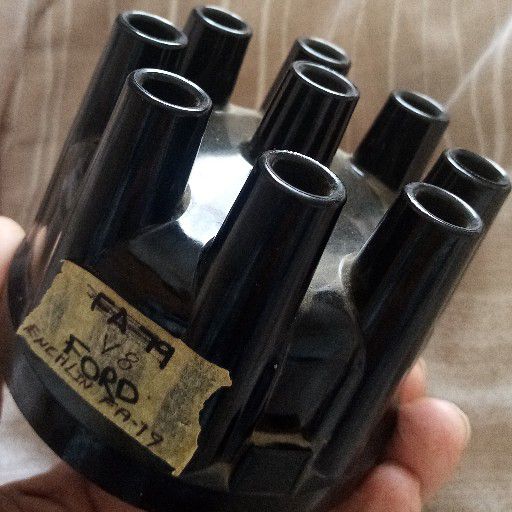 Ford V8, dist cap - Private Seller Ford V8, dist cap - Private Seller