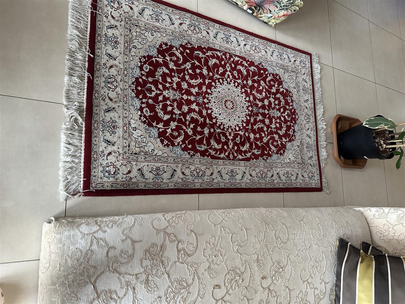 Carpet size 160 x 100 Burnine and cream