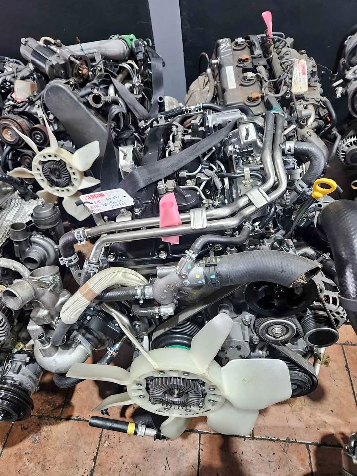 TOYOTA HILUX GD6 2GD(2.4)ENGINE FOR SALE - Private Seller TOYOTA HILUX GD6 2GD(2.4)ENGINE FOR SALE - Private Seller