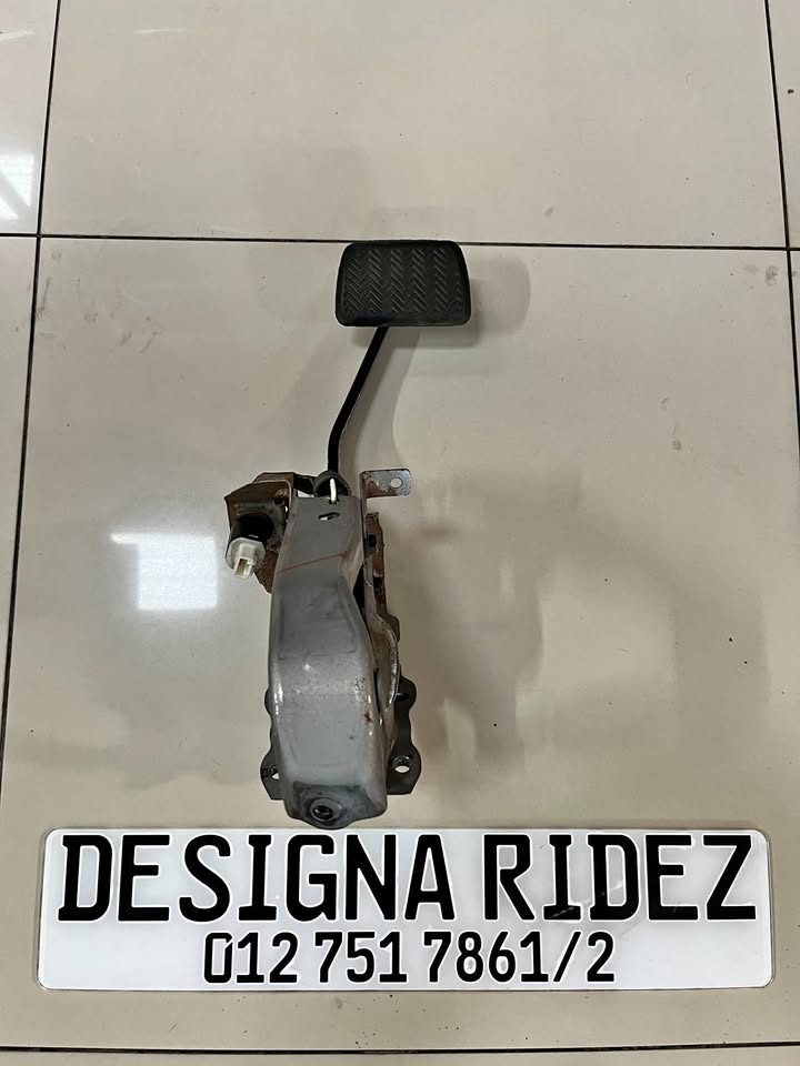 LEXUS NX200T BRAKE PEDAL ASSEMBLY AVAILABLE. - Private Seller LEXUS NX200T BRAKE PEDAL ASSEMBLY AVAILABLE. - Private Seller