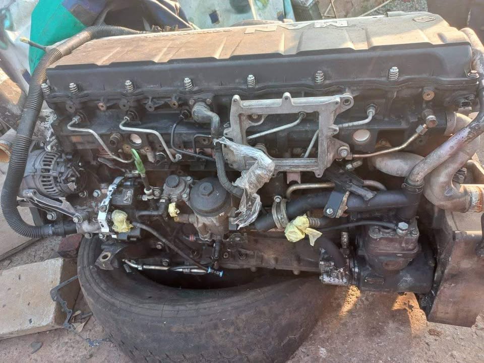 Man truck and bus engines sale