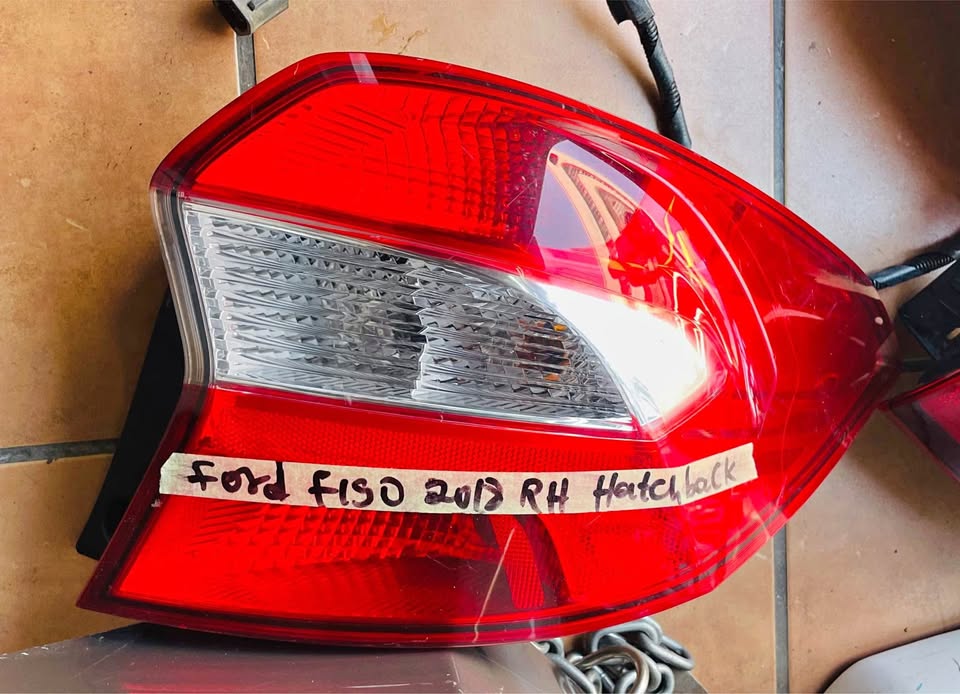 Ford Figo sedan taillight - Private Seller Ford Figo sedan taillight - Private Seller