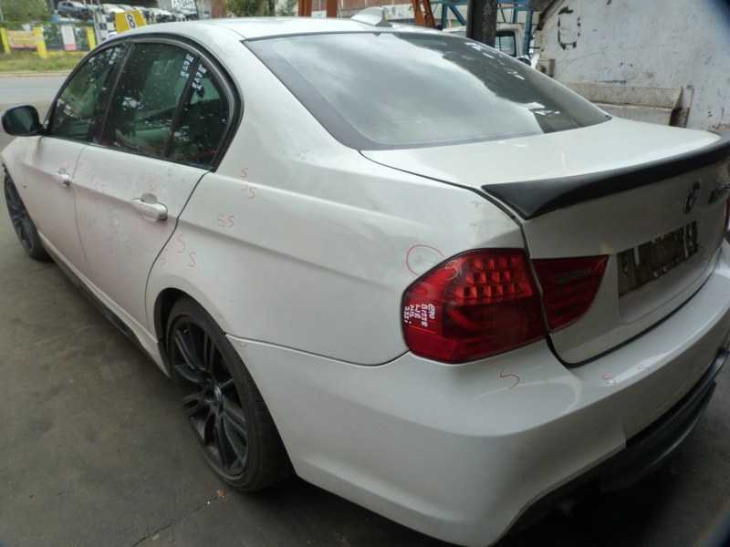 BMW 325i Sport AT E90 - 2011 STRIPPING FOR SPARES - Private Seller BMW 325i Sport AT E90 - 2011 STRIPPING FOR SPARES - Private Seller