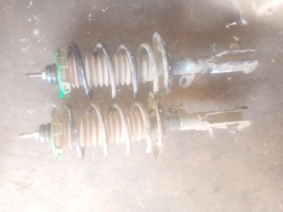 Honda Amaze both side shocks - Private Seller Honda Amaze both side shocks - Private Seller