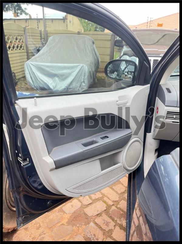 Door Panels For Sale: Dodge Caliber 1.8 - Private Seller Door Panels For Sale: Dodge Caliber 1.8 - Private Seller