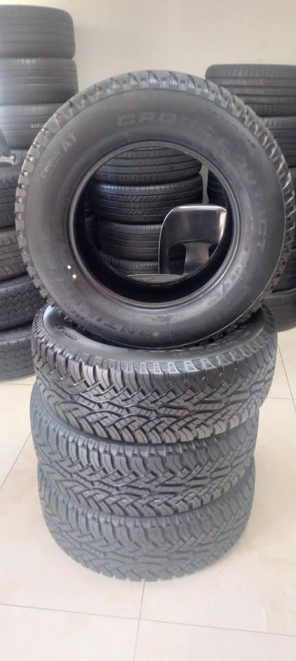 265/65 R17 Continental cross contact A/T brand new - Private Seller