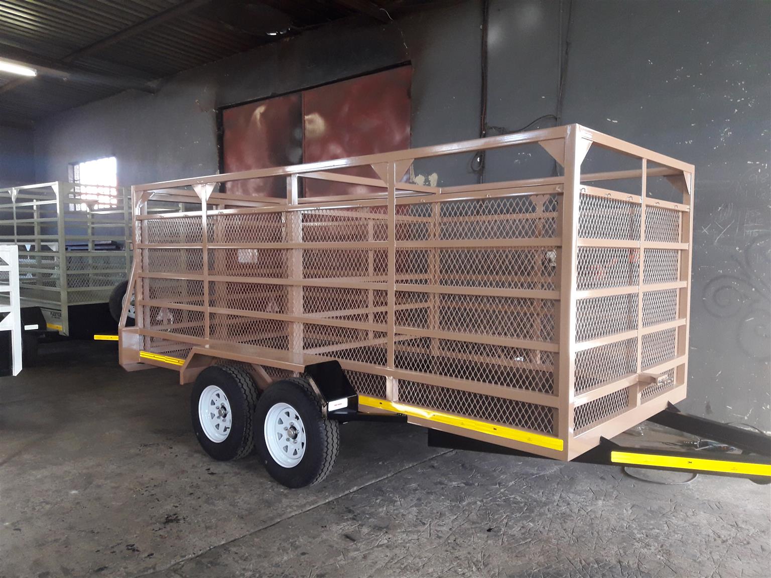 4m Pig trailers for sale
