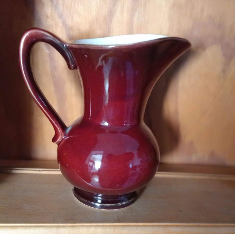 Deep red Pitcher