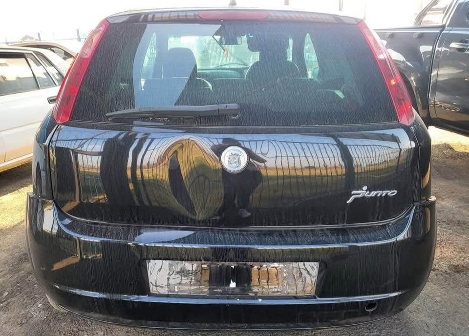 Fiat punto 1.9 jtd STRIPPING FOR SPARES Call or whatsapp  or