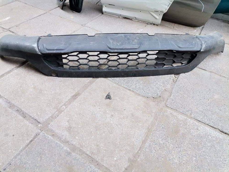 RENAULT TRIBER FRONT BUMPER SPOILER 2023 At Bumper & Headlights Auto Part - Private Seller RENAULT TRIBER FRONT BUMPER SPOILER 2023 At Bumper & Headlights Auto Part - Private Seller