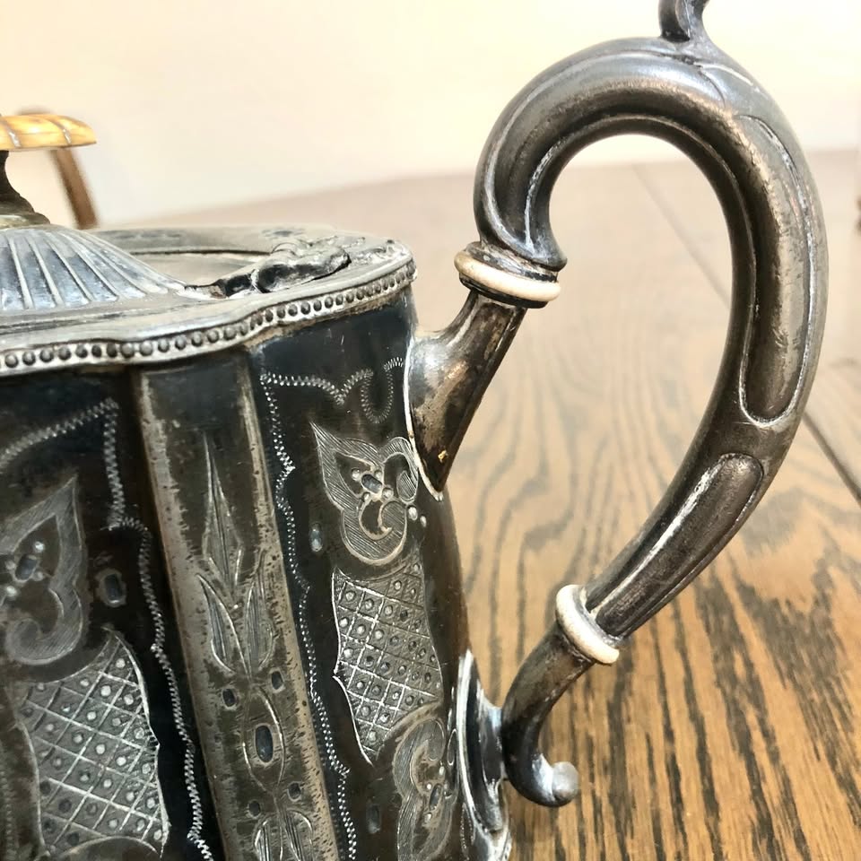 Antique Pewter Teapot: 1918 Mappin & Webb Britannia Metal