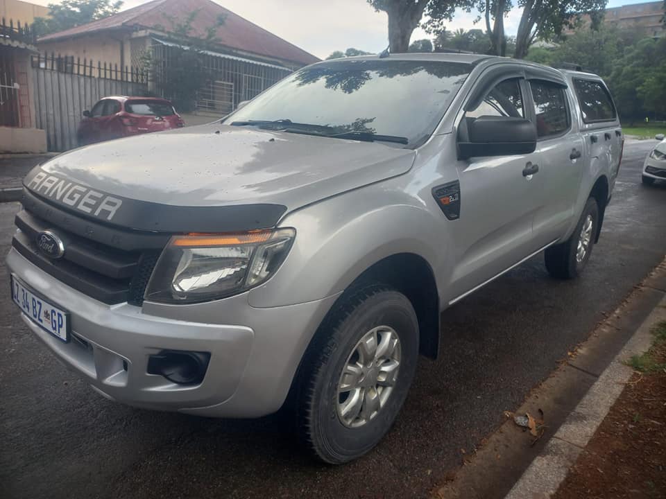 2013 FORD RANGER D-CAB 2.2 DIESEL, MANUAL, SILVER COLOR, MILEAGE 125000KMS CANOPY.