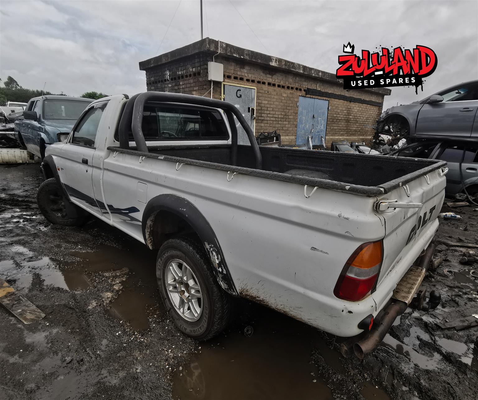 1999 Mitsubishi Colt 2.4i 4WD - Stripping for Spare Parts