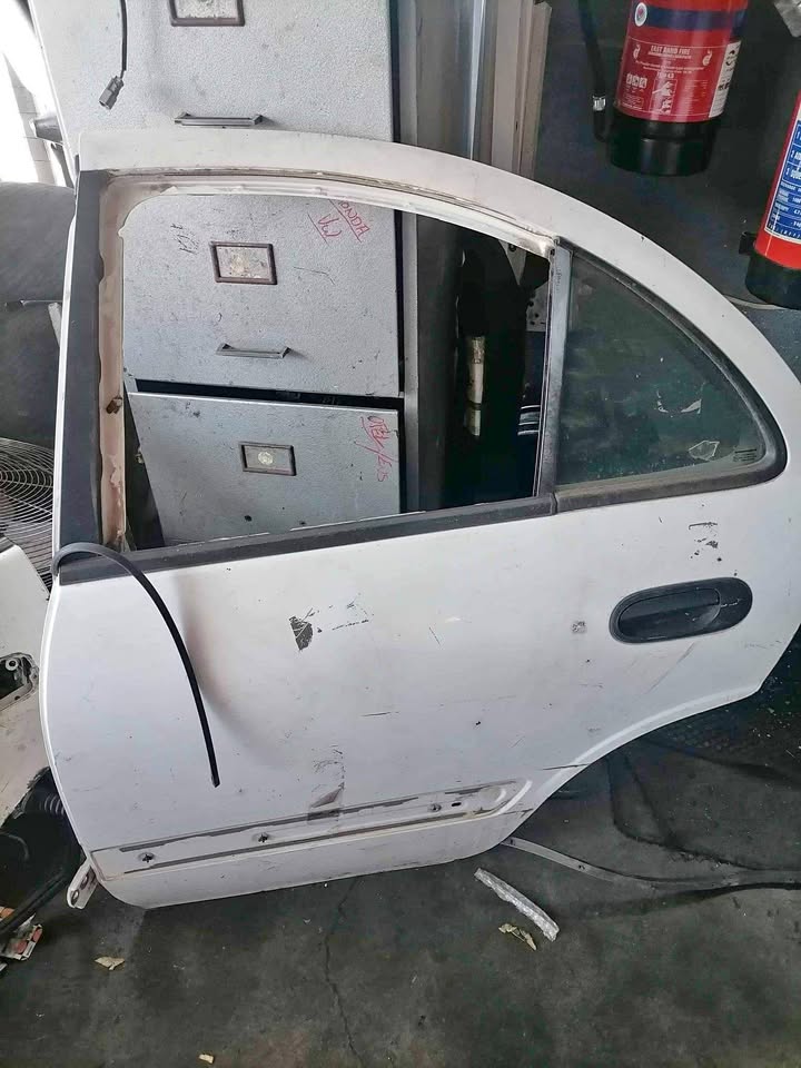 Nissan Almera Left Rear door - Private Seller Nissan Almera Left Rear door - Private Seller