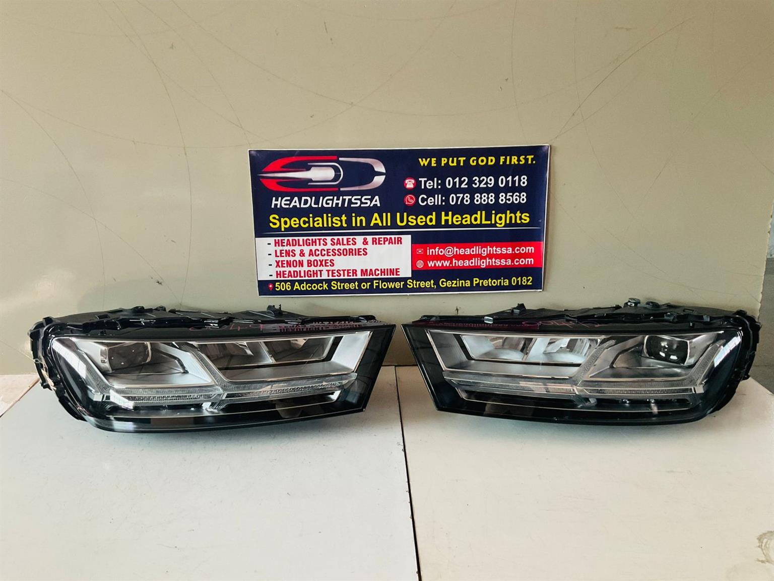 Audi Q7 left and right side LED xenon headlights - Private Seller Audi Q7 left and right side LED xenon headlights - Private Seller