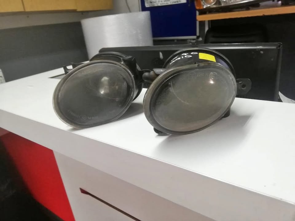 VOLVO S40 2010 FRONT FOG LIGHT FOR SALE