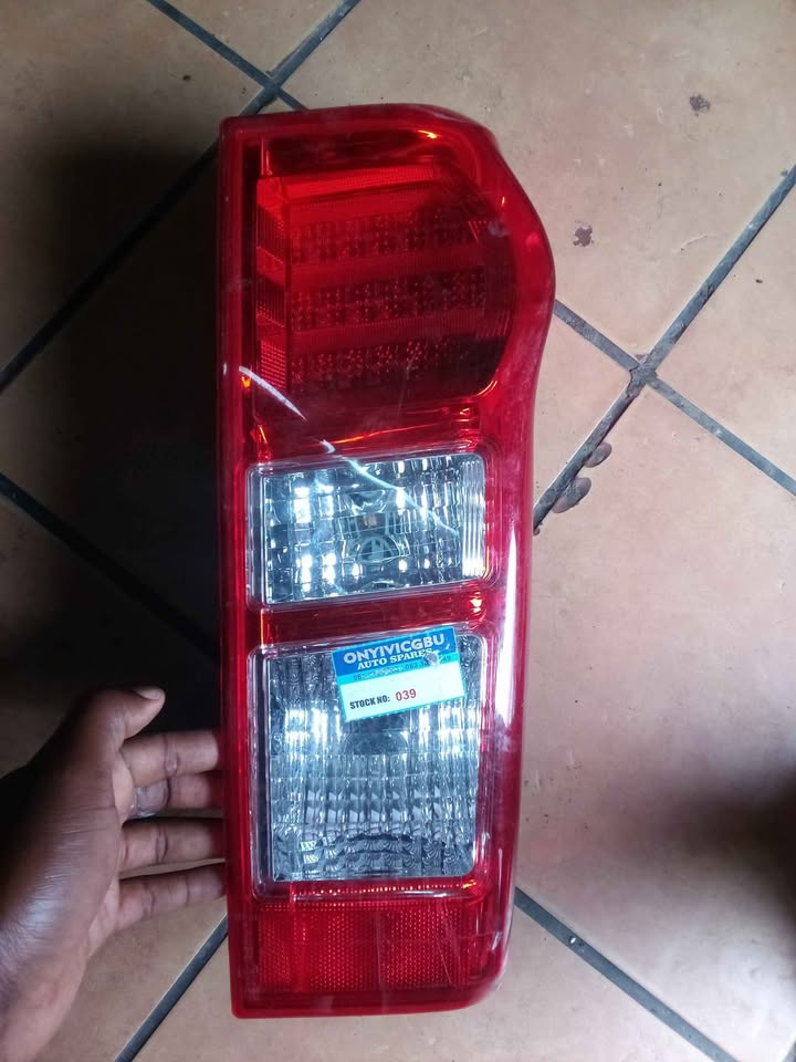 ISUZU KB250 TAILLIGHT RIGHT SIDE 2023-2025 - Private Seller ISUZU KB250 TAILLIGHT RIGHT SIDE 2023-2025 - Private Seller