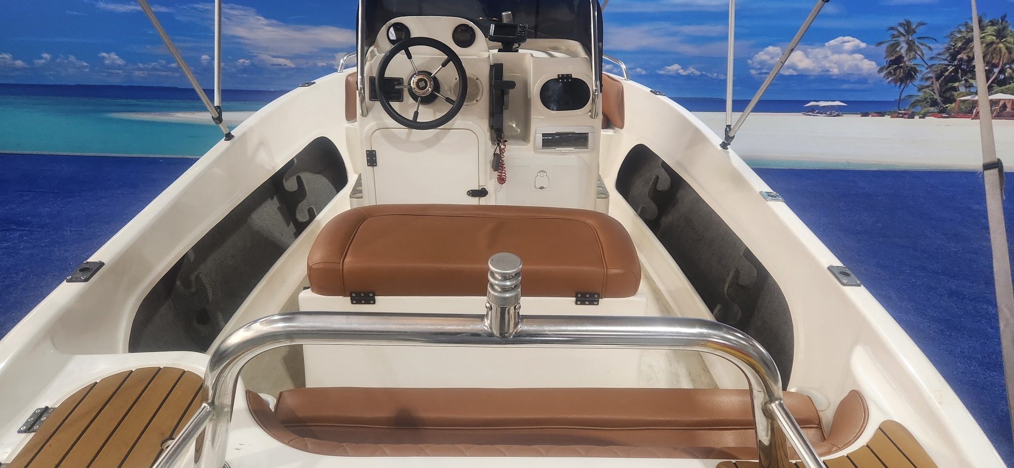 EXPLORER 510 CC ON TRAILER 2009 MODEL 141 HOUR FINANCE ARRANGED
