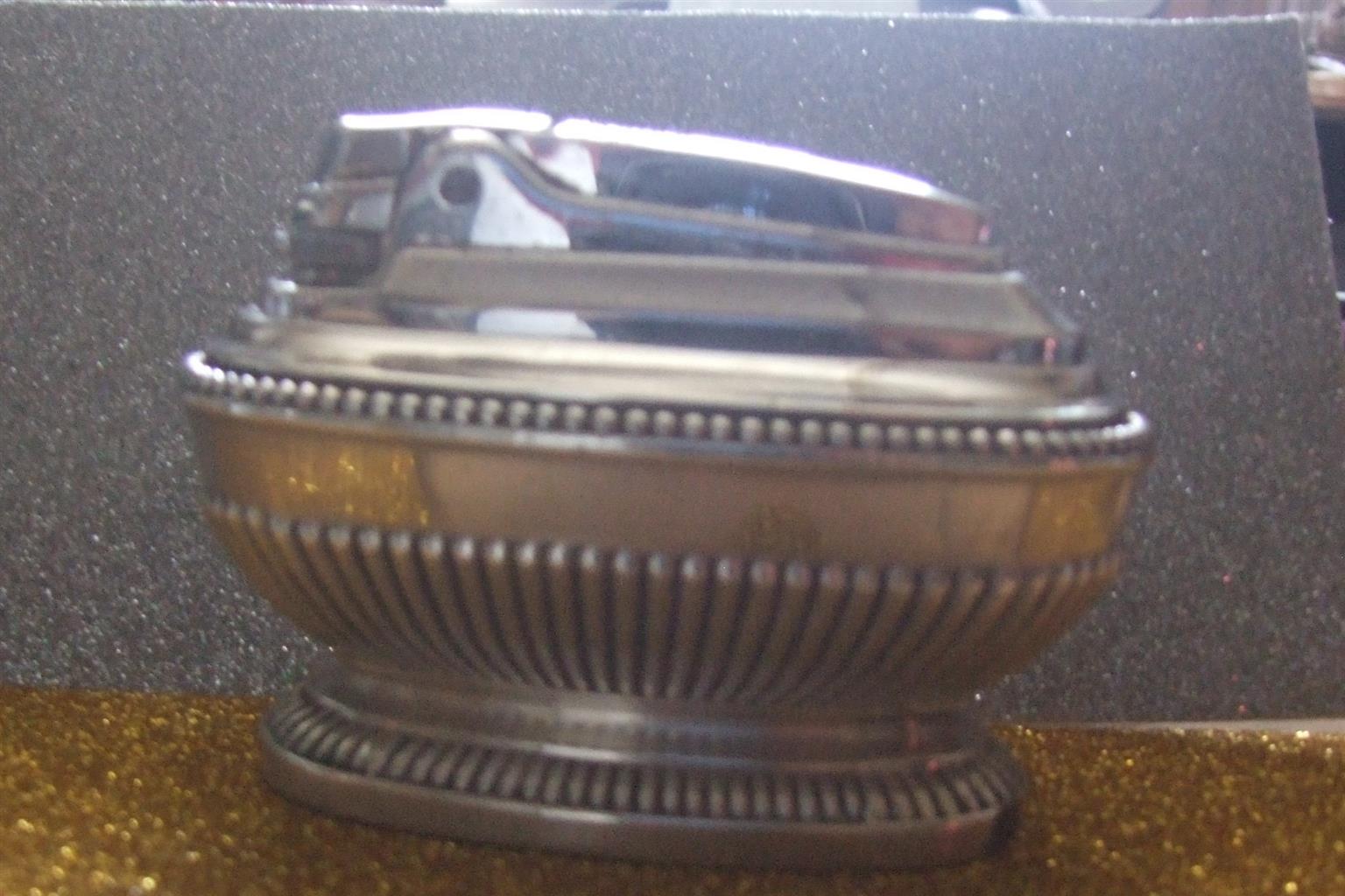 Caran D'ache & Ronson lighter