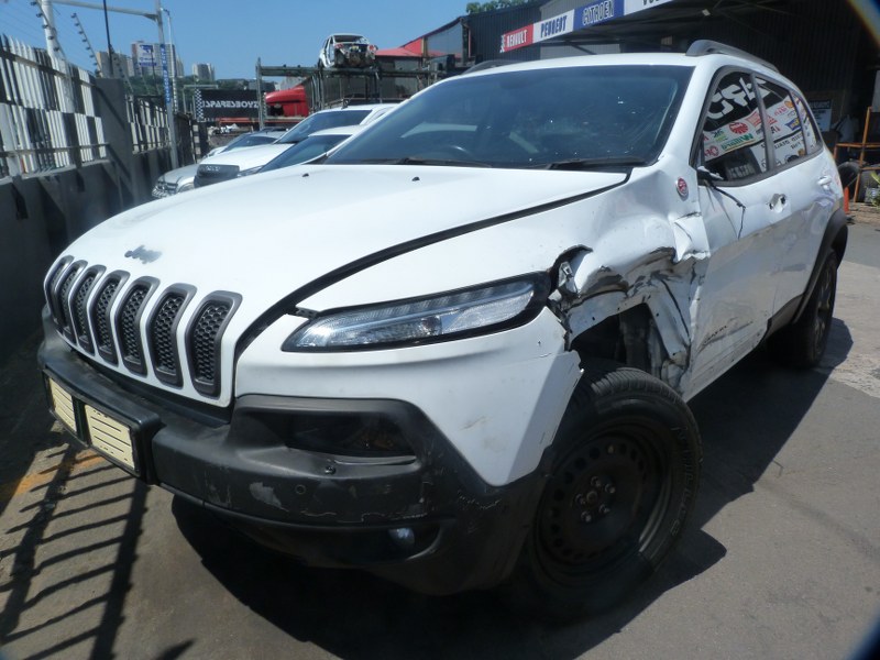 Used 2014 Jeep Cherokee 3.2 Overland 4x4 - Private Seller