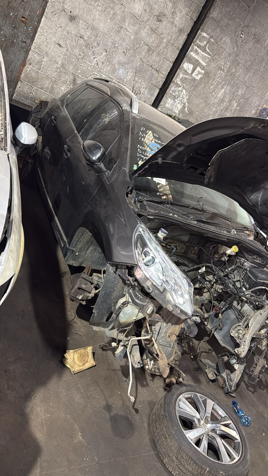 2018 Peugeot 2008 manual stripping for parts  NO ENGINE - Private Seller