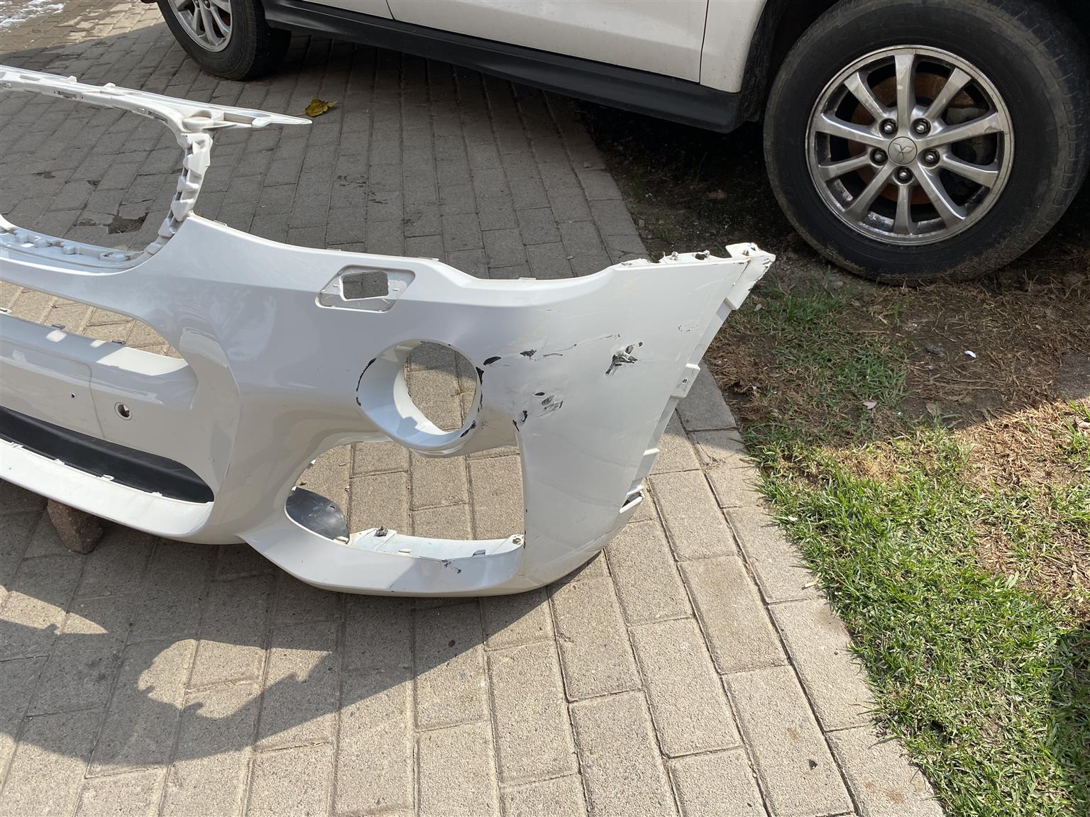2016 BMW X3 F25 M-SPORT FRONT BUMPER FOR SALE. IN EXCELLENT CONDITION - Private Seller 2016 BMW X3 F25 M-SPORT FRONT BUMPER FOR SALE. IN EXCELLENT CONDITION - Private Seller